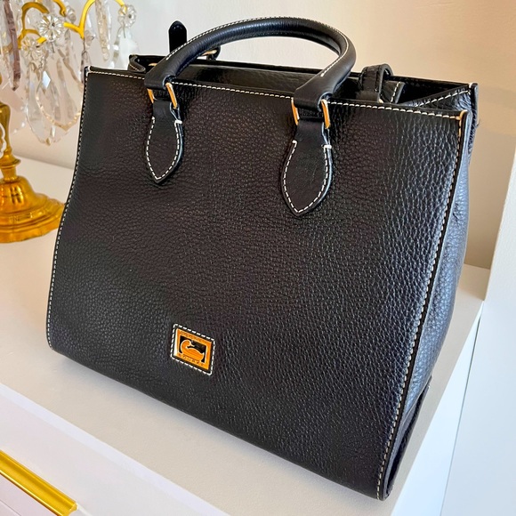 Dooney& Bourke purse